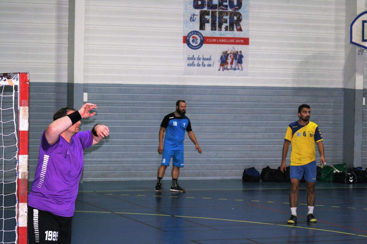 Album - Nos Seniors B Contre ASCAP B - Photo N°37 - Club Handball HBC ...