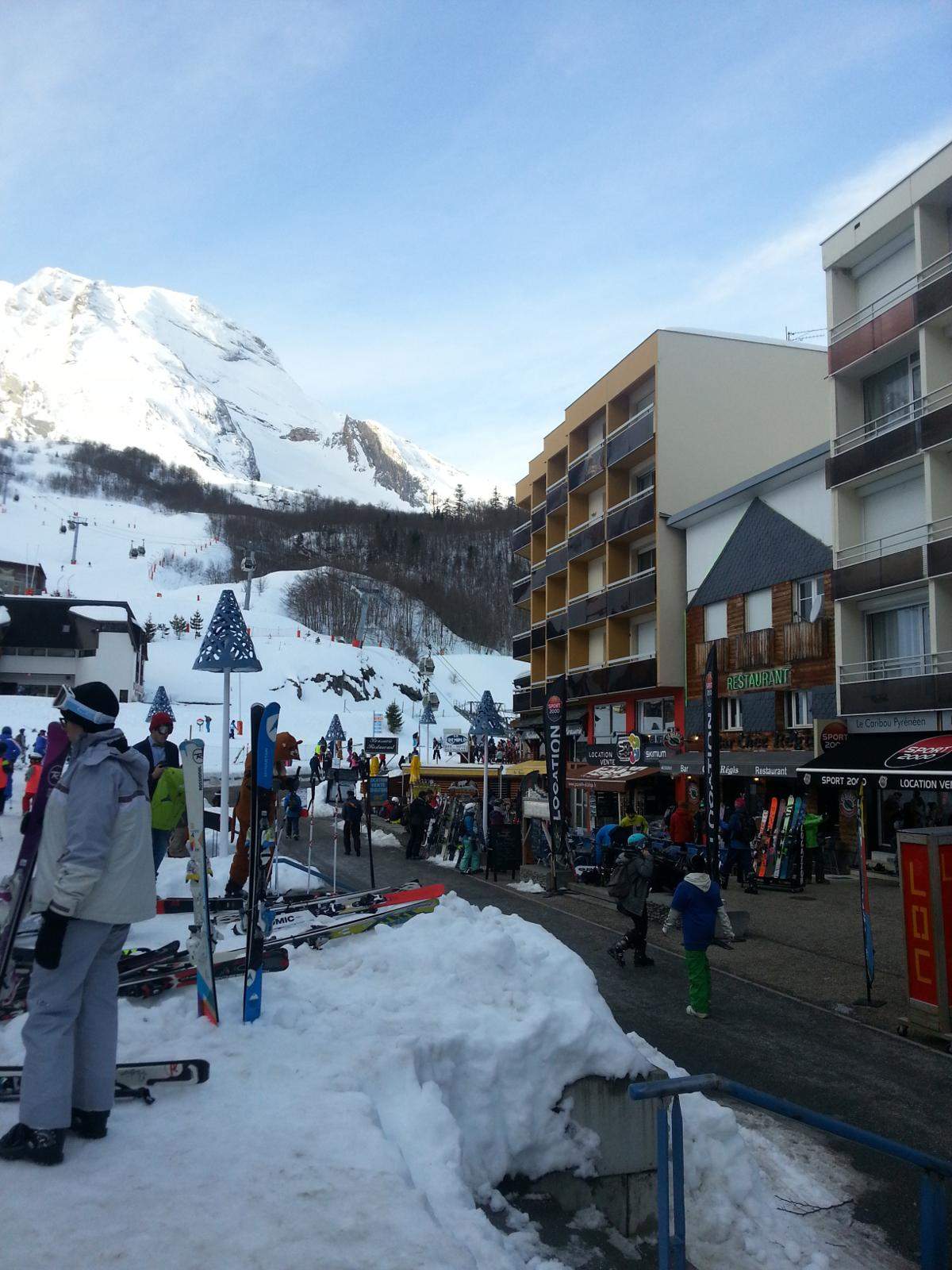 Album Gourette 09 02 Joyeux Anniversaire Gilbert Club Ski Ski Club Ygossais Clubeo