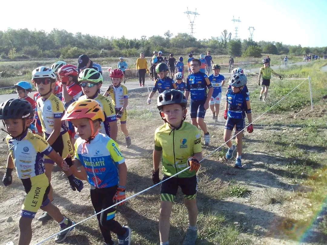 Album - Cyclo Cross Acb Ce Jour Petit Coup De Main Du... - Club ...